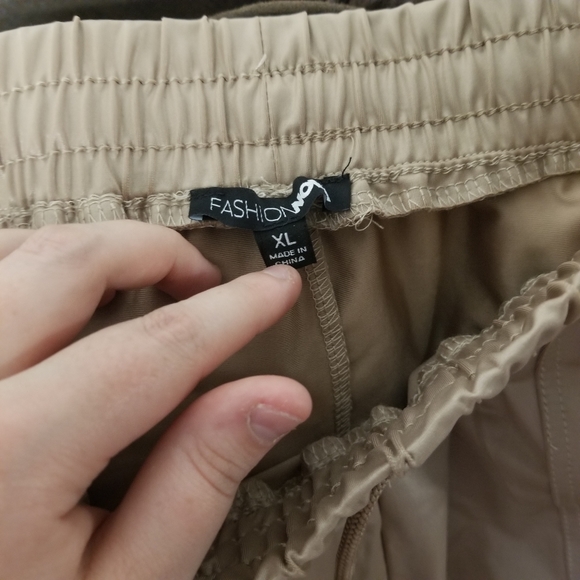 Fashion Nova Cream/Tan Silk Joggers. - Picture 5 of 5